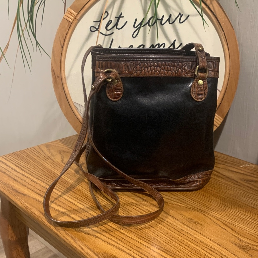 VINTAGE Tuscan Black & Brown Leather Shoulder Bag